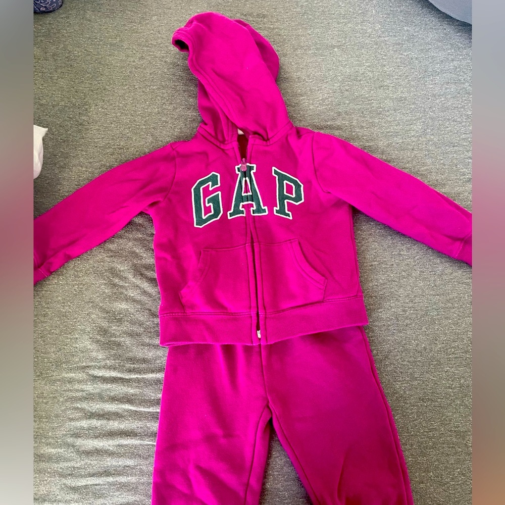 BABY GAP Sweat pants and hoodie set
